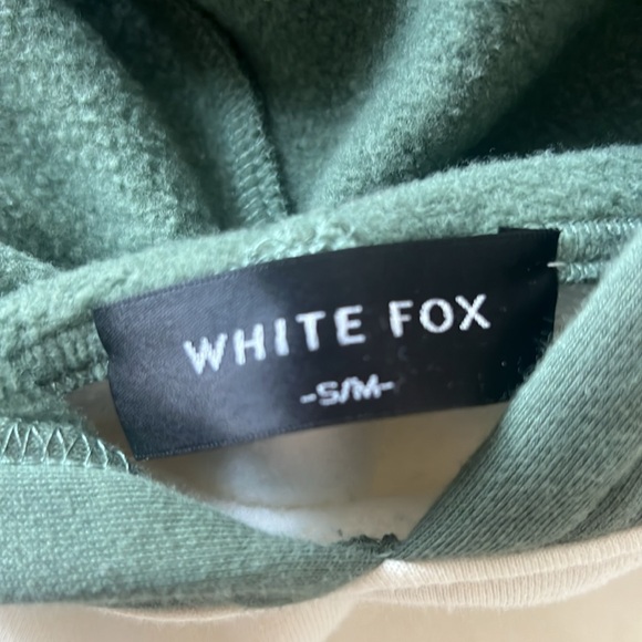 White Fox caught up on it oversize hoodie - Picture 4 of 5